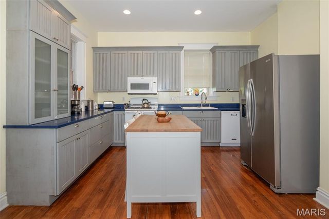 3130 Nebraska Avenue, St Louis, MO 63118