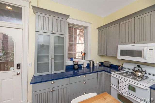 3130 Nebraska Avenue, St Louis, MO 63118