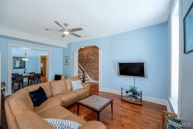 3130 Nebraska Avenue, St Louis, MO 63118