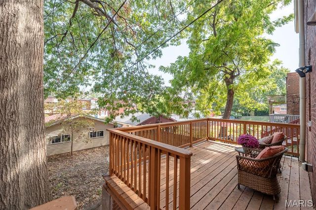 3130 Nebraska Avenue, St Louis, MO 63118