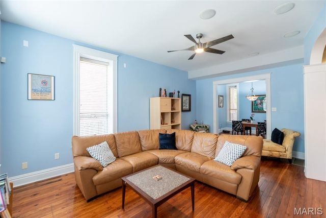 3130 Nebraska Avenue, St Louis, MO 63118