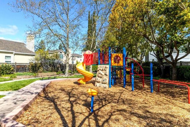 11692 Westshore Court, Cupertino, CA 95014