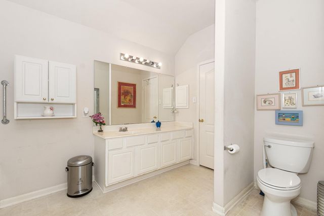 4902 Quiet Canyon Drive, Friendswood, TX 77546