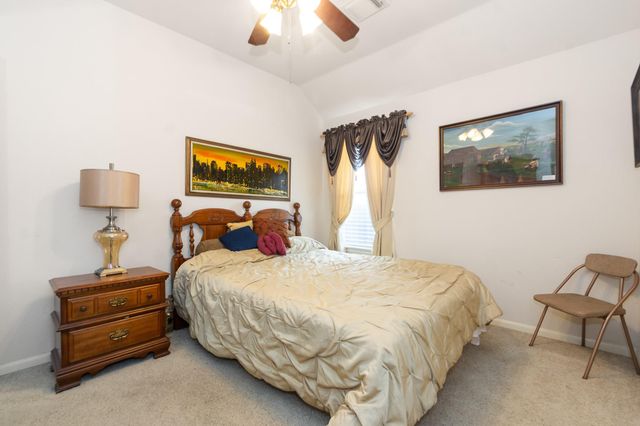 4902 Quiet Canyon Drive, Friendswood, TX 77546