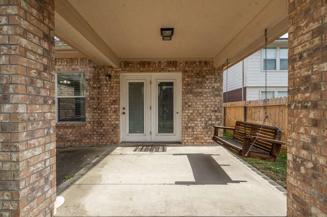 4902 Quiet Canyon Drive, Friendswood, TX 77546