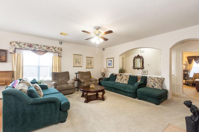 4902 Quiet Canyon Drive, Friendswood, TX 77546