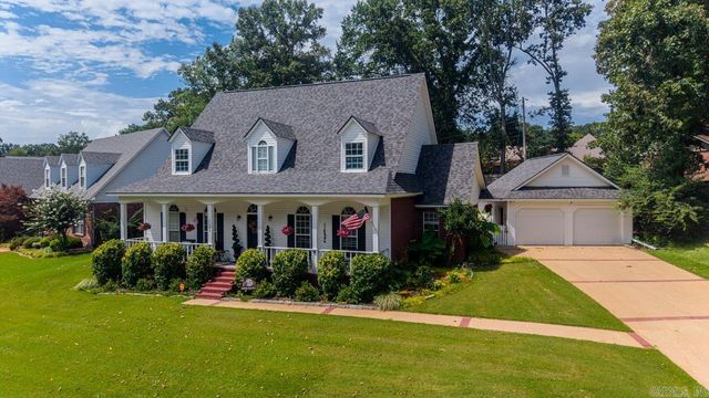 1185 Cambridge Circle, Benton, AR 72019