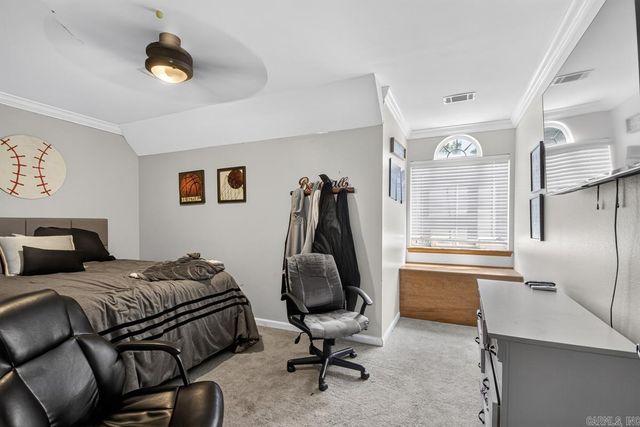 1185 Cambridge Circle, Benton, AR 72019