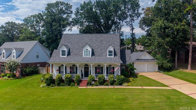1185 Cambridge Circle, Benton, AR 72019