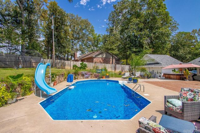1185 Cambridge Circle, Benton, AR 72019