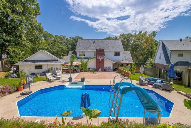1185 Cambridge Circle, Benton, AR 72019
