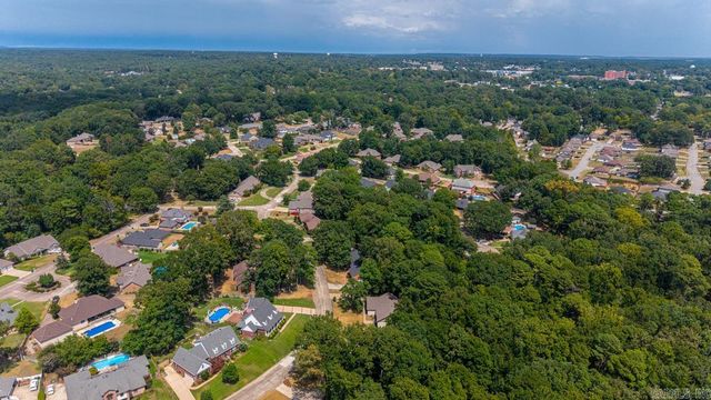 1185 Cambridge Circle, Benton, AR 72019