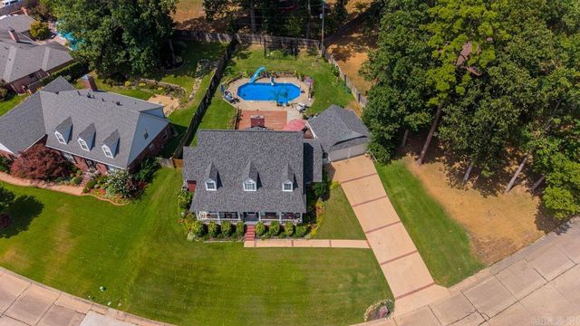 1185 Cambridge Circle, Benton, AR 72019