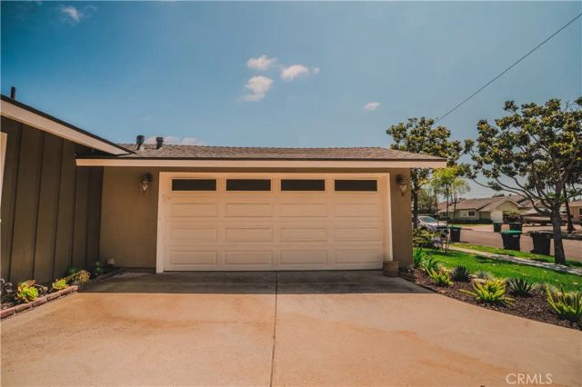 2850 Tabago Pl, Costa Mesa, CA 92626