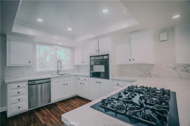 2850 Tabago Pl, Costa Mesa, CA 92626