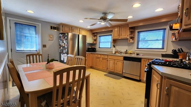 29 Fox Trl, Hardyston Twp., NJ 07460