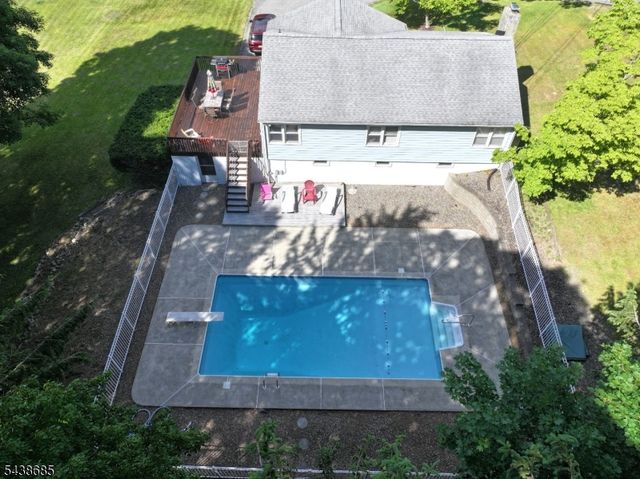 29 Fox Trl, Hardyston Twp., NJ 07460