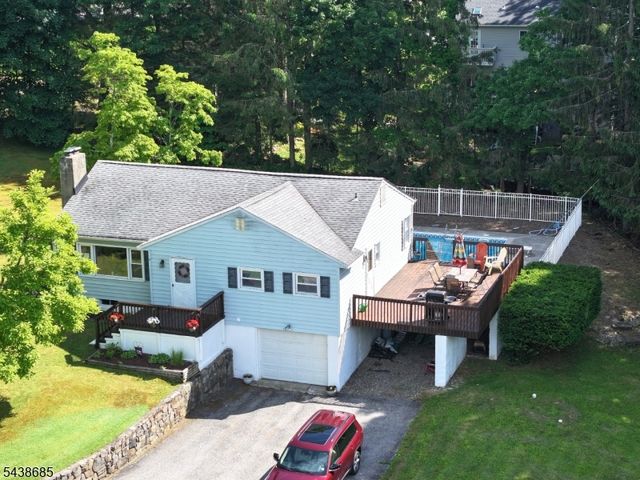 29 Fox Trl, Hardyston Twp., NJ 07460