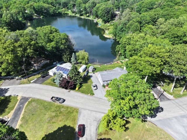 29 Fox Trl, Hardyston Twp., NJ 07460