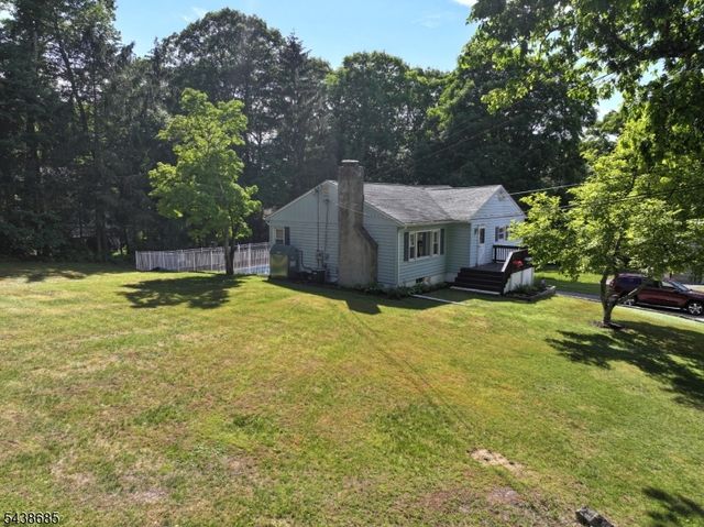 29 Fox Trl, Hardyston Twp., NJ 07460