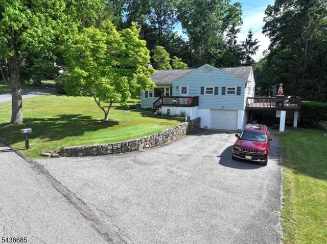 29 Fox Trl, Hardyston Twp., NJ 07460