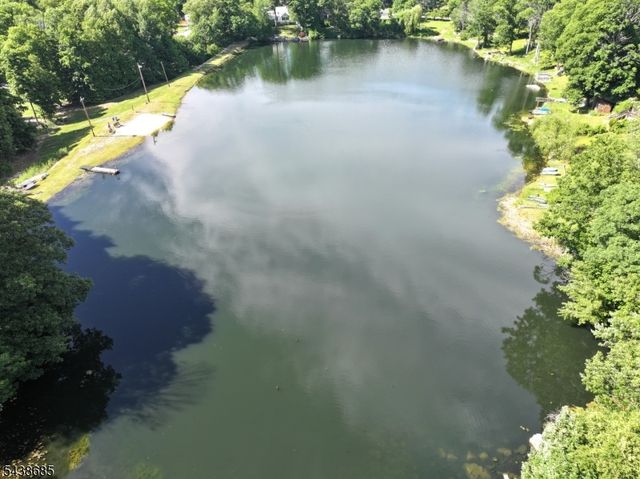 29 Fox Trl, Hardyston Twp., NJ 07460
