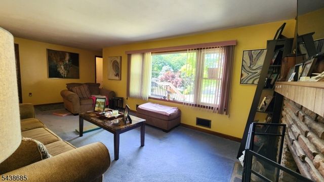 29 Fox Trl, Hardyston Twp., NJ 07460