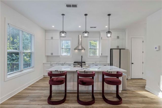 80 Burbank Drive NW, Atlanta, GA 30314