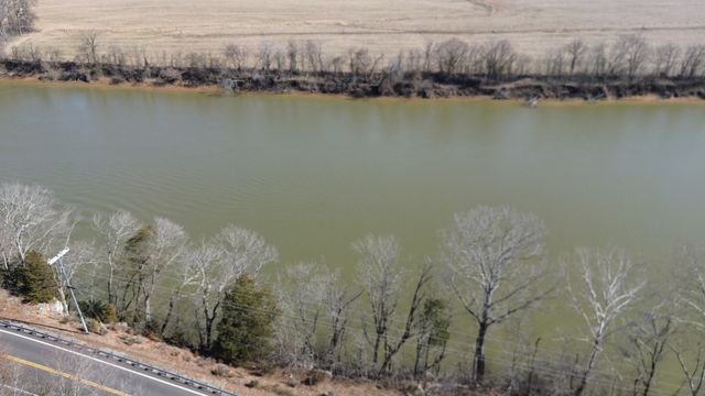 1200 River Rd, Clarksville, TN 37040
