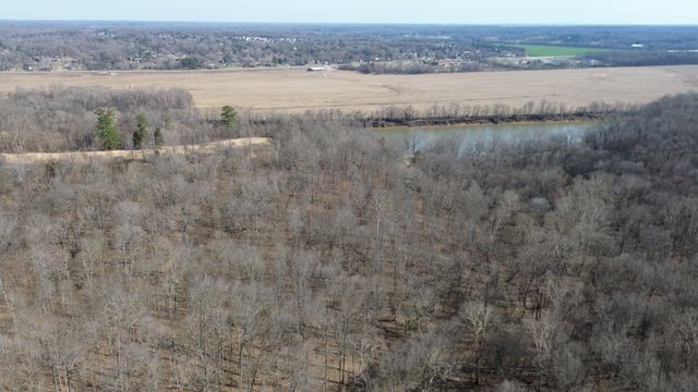 1200 River Rd, Clarksville, TN 37040