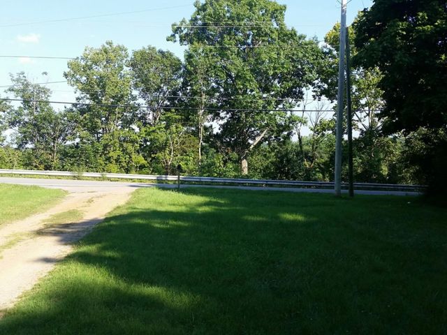 1200 River Rd, Clarksville, TN 37040