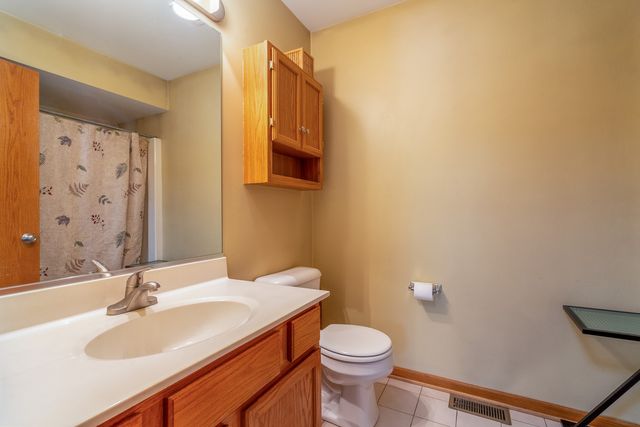 16719 S Sunset Ridge Court, Lockport, IL 60441