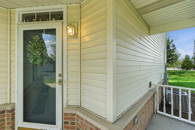 16719 S Sunset Ridge Court, Lockport, IL 60441