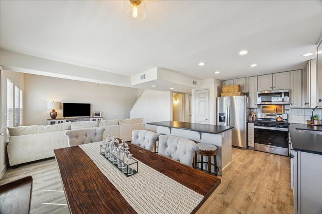 22 N Flamingo Street Street, La Marque, TX 77568