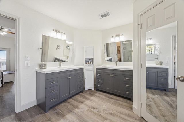 22 N Flamingo Street Street, La Marque, TX 77568