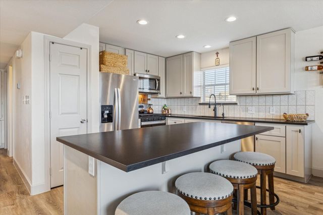 22 N Flamingo Street Street, La Marque, TX 77568