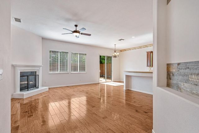 9729 Marbella Ct, Elk Grove, CA 95624