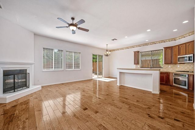 9729 Marbella Ct, Elk Grove, CA 95624