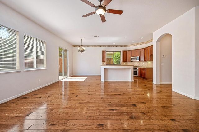 9729 Marbella Ct, Elk Grove, CA 95624