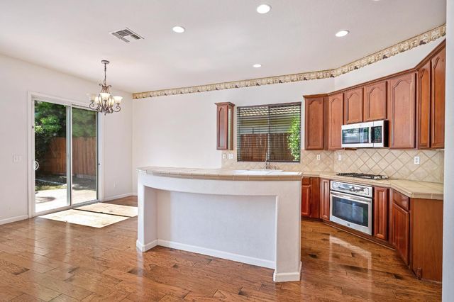 9729 Marbella Ct, Elk Grove, CA 95624
