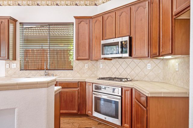 9729 Marbella Ct, Elk Grove, CA 95624