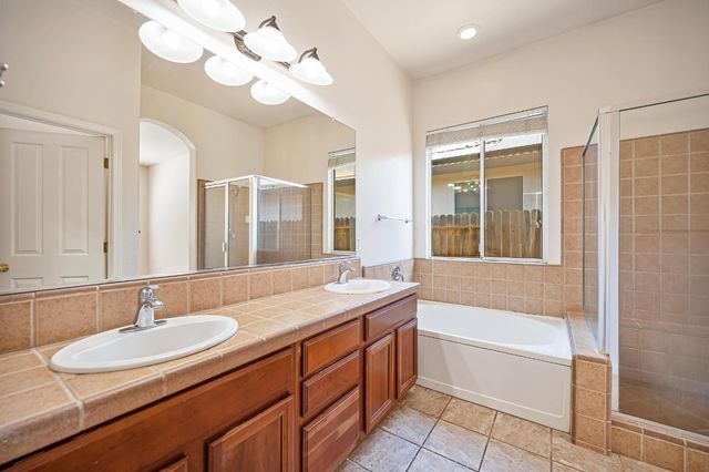 9729 Marbella Ct, Elk Grove, CA 95624
