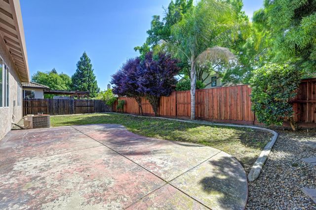 9729 Marbella Ct, Elk Grove, CA 95624