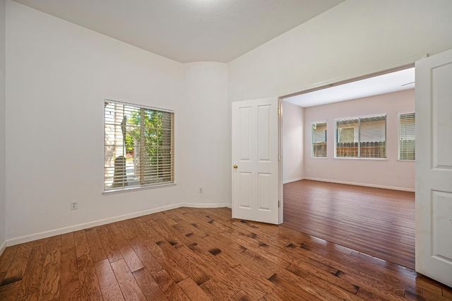 9729 Marbella Ct, Elk Grove, CA 95624