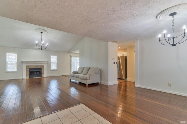 8520 Hazel Court, Evansville, IN 47725