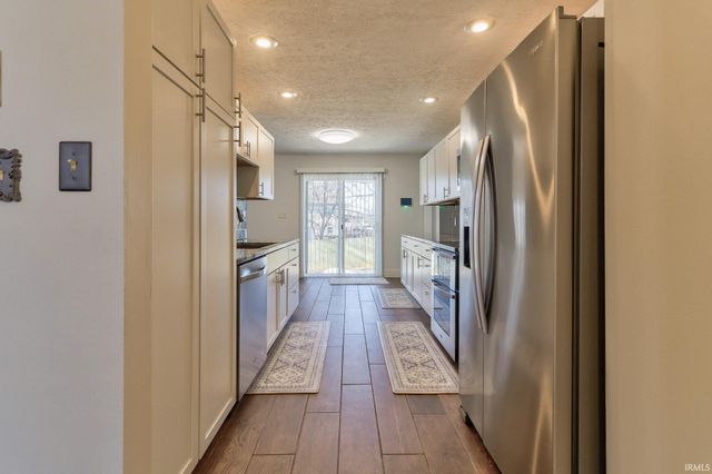 8520 Hazel Court, Evansville, IN 47725