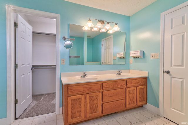 8520 Hazel Court, Evansville, IN 47725