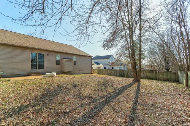 8520 Hazel Court, Evansville, IN 47725