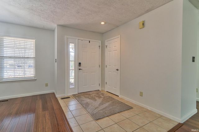 8520 Hazel Court, Evansville, IN 47725