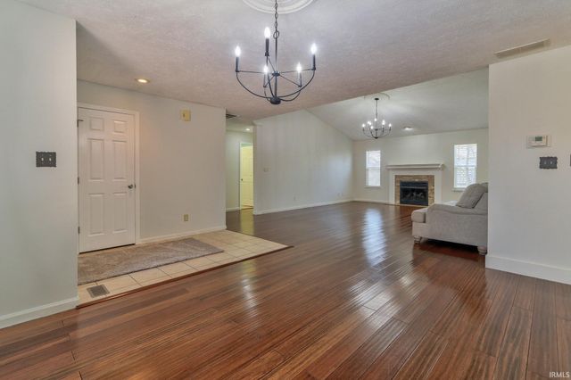 8520 Hazel Court, Evansville, IN 47725